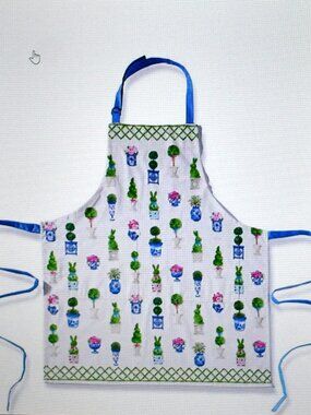Southern Living Bunny Topiary Apron #S26BUNAPR NWT